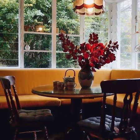Harrys House Warburton - Peaceful Riverside Cottage In The Perfect Location Exterior foto
